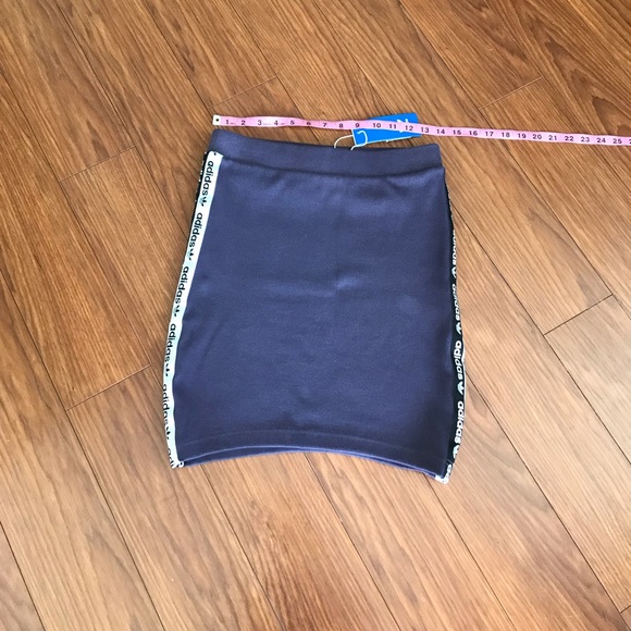 ADIDAS Originals RYV Bodycon Ribbed Mini Skirt Medium NWT - Picture 6 of 8